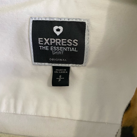 Express The Essential Shirt White (S) Button Down Cheetah Accent - Picture 2 of 6